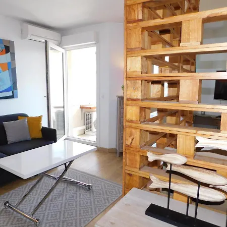 Apartamento Studio agréable résidence Les Oliviers avec parking Antibes